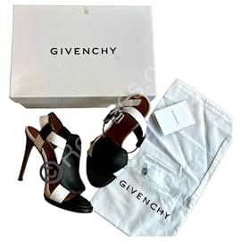 Givenchy High Heels Sandalen für Frauen in Sehr Gutem Zustand