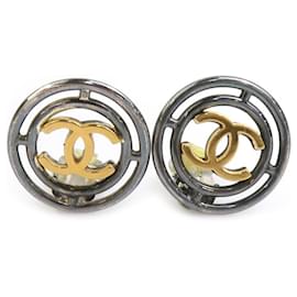 Orecchini in metallo gunmetal dorato Chanel Coco Mark