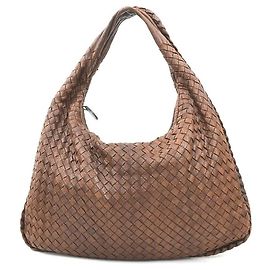 Bolsa de Ombro em Couro Intrecciato da Bottega Veneta
