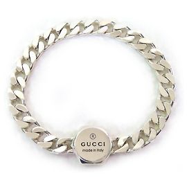 Bracciale in argento con logo T di Gucci in rilievo Bure