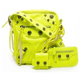 Sac à épaule Balenciaga Le Cagoule Jaune Néon