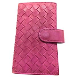 Étui à clés en cuir Intrecciato de Bottega Veneta