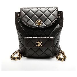 Chanel Matelassé Lammfell Rucksack