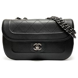 Borsa a Spalla Chanel Caviar Matelassé con Patta Singola
