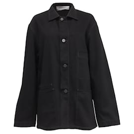 Chaqueta de trabajo abotonada Lemaire con bolsillos en denim negro de algodón