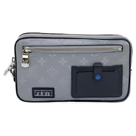 Clutch Alpha Louis Vuitton Edizione Limitata Monogramma Satellite in Tela
