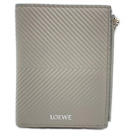 Billetera compacta slim de piel de ternera texturizada Loewe