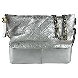 Schultertasche Gabrielle von Chanel