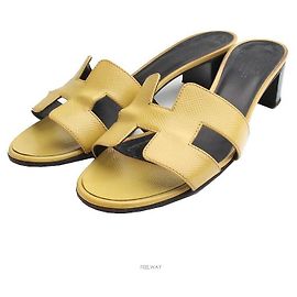 Hermès Epsom Patent Oasis Slipper von John Foussing