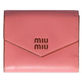 Miu Miu Pequeña cartera de cuero