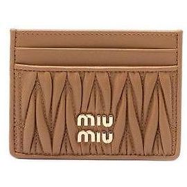 Miu Miu Tarjetero de cuero Nappa