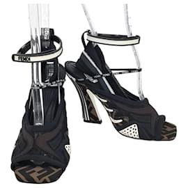 Fendi Sandalen