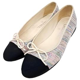 Scarpe basse Chanel