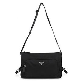 Prada Grande borsa a spalla in Re-Nylon e pelle Saffiano