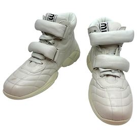 Miu Miu Damen Sneakers aus Nappa mit Klettverschluss
