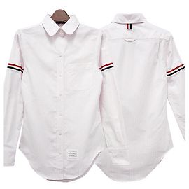 Thom Browne Camicia Oxford a righe con fascia a tre righe per donne Rosa chiaro