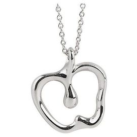 Tiffany & Co Collana in argento con pendente a forma di mela