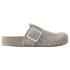 Loewe Mule in Camoscio con Fibbia