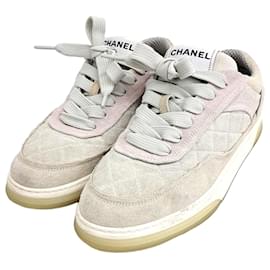 Sneakers in Pelle Scamosciata Chanel
