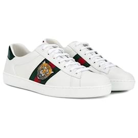Gucci Sneakers Bassi con Ricamo di Tigre