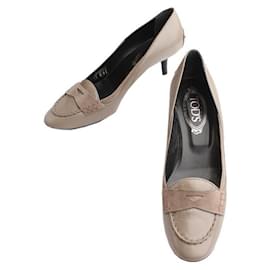Pumps ornamentali Gommino in suede grigio khaki - Tod's