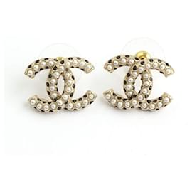 Chanel Orecchini in perle e cristalli placcati oro CC