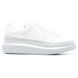 Alexander Mcqueen Sneakers Oversized