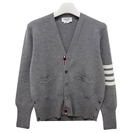Wollcardigan mit diagonalen Streifen und Milano-Stich in Hellgrau - Thom Browne
