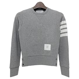Klassischer Sweatshirt mit Diagonalärmeln - Thom Browne