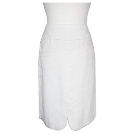 Chanel Falda de tweed blanco CC