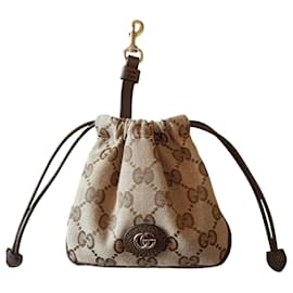 Gucci Portachiavi in tela GG Nano con charm per borsa