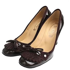 Tod's Tassel Gomino Pumps aus tiefbraunem Lackleder