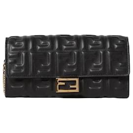 Fendi Portafoglio continentale in pelle Napa Baguette con catena AAJD