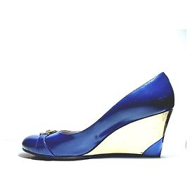 Versace Medusa Patent Leather Pumps in Blue – Icon of Italian Luxury