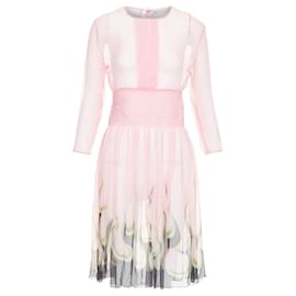 Vestido de chiffon de seda transparente Prada con llamas hasta la rodilla