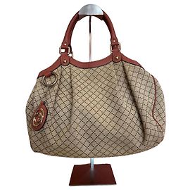 Borsa a mano Gucci Sukey in tela GG e pelle beige corallo