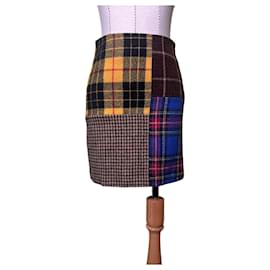 Weekend Max Mara Falda Mini Agoraio de Patches de Lana