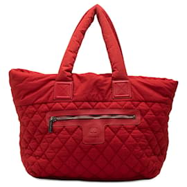 Borsa tote Coco Cocoon in nylon trapuntato rosso medio di Chanel