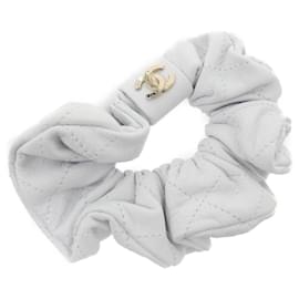 Chanel AA7926 Scrunchie in Pelle Bianca