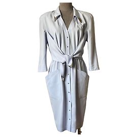 Thierry Mugler Vestido largo de camisa azul claro con cinturón