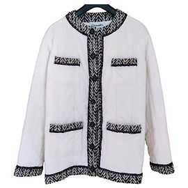 Weiße Daunenjacke von Chanel