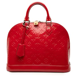 Louis Vuitton Alma PM in Vernis Monogram Rosso