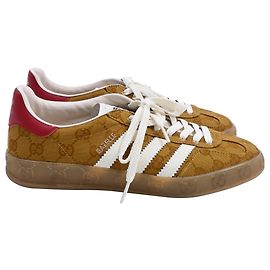 Baskets Gucci x Adidas Gazelle GG Monogram en toile marron