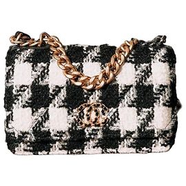 Borsa a tracolla in tweed di Chanel con portamonete
