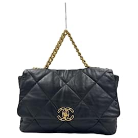 Chanel 19 Maxi Flap Borsa a spalla nera in pelle di agnello