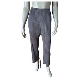 Issey Miyake Pleats Please Gerade Plissierte Hose Grau