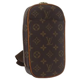 LOUIS VUITTON Monogram Pochette Gange Borsa a Spalla M51870 LV Auth ki6458
