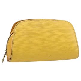 LOUIS VUITTON Pochette Dauphine PM Epi Giallo M48449 LV Auth LNZ367