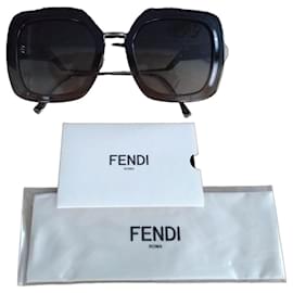 Fendi Oversize Sunglasses Brown Metal