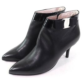 Botines de charol Vara de Salvatore Ferragamo